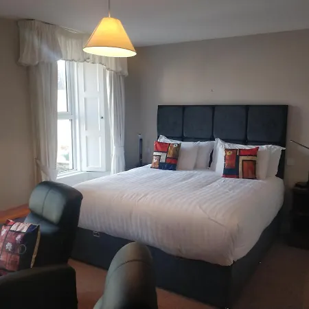 Avonmore House Guest Konukevi 4*