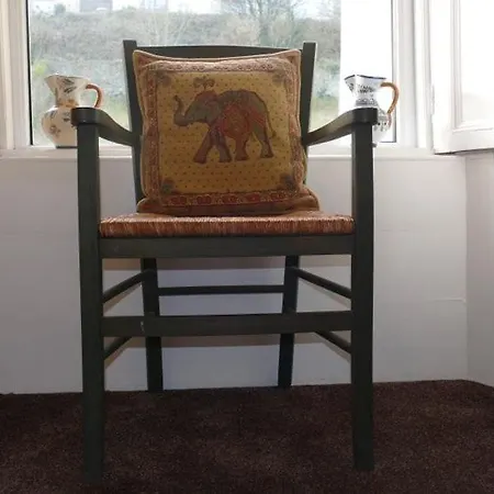 بيت ضيافة Avonmore House Guest 4*