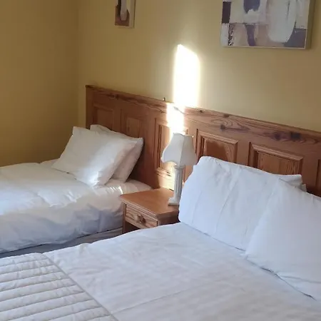 Avonmore House 4*