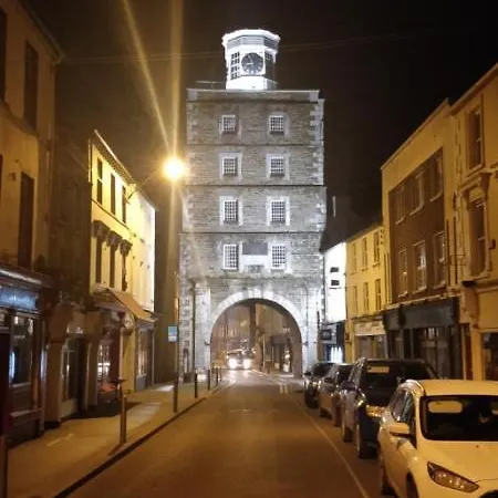 Avonmore House Guest