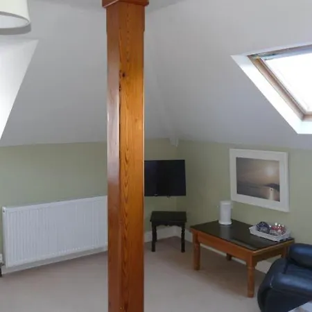 بيت ضيافة Avonmore House Guest