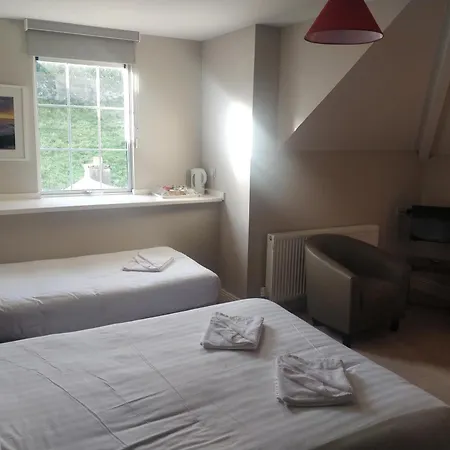 بيت ضيافة Avonmore House Guest يوغال