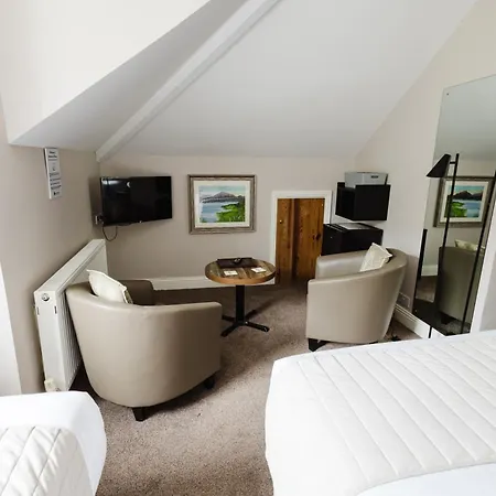 Avonmore House Guest Konukevi