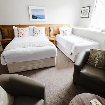 بيت ضيافة Avonmore House Guest