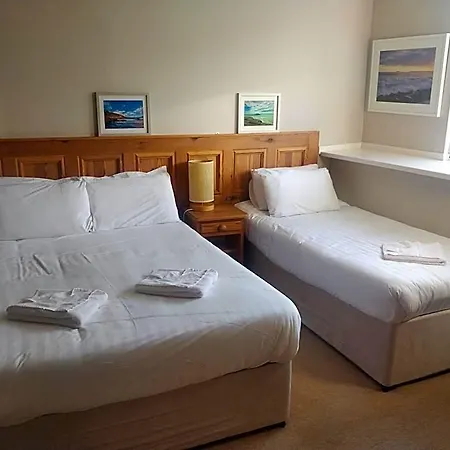 Avonmore House Guest 4*