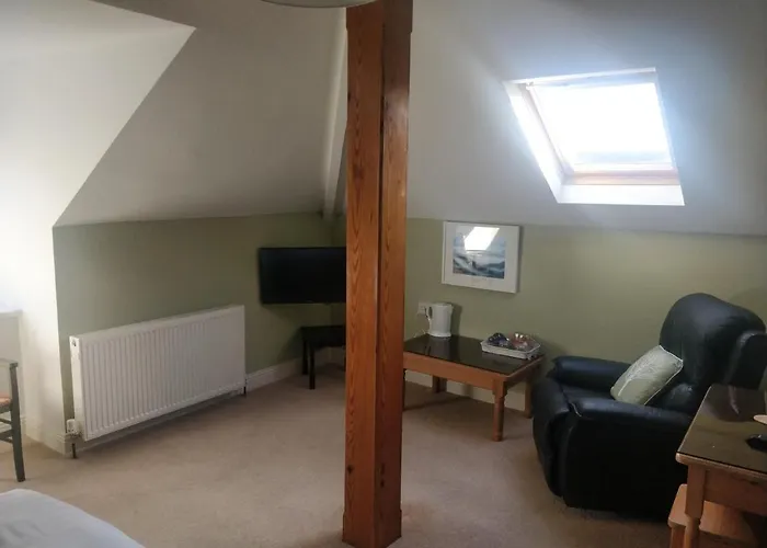 Avonmore House Guest