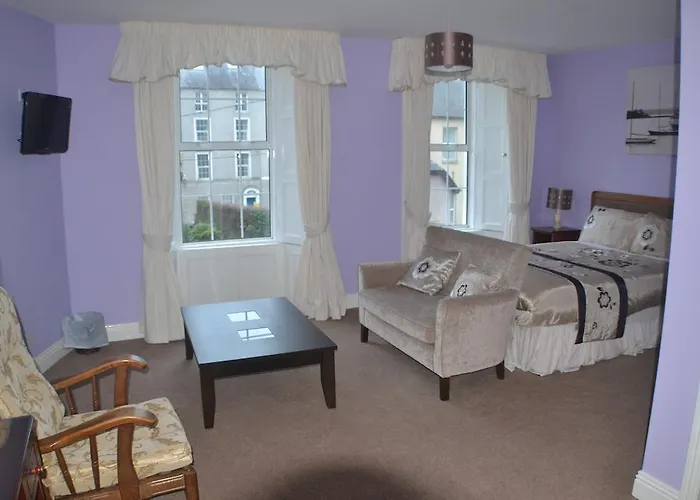 Guest house Avonmore House